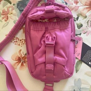 NEW Vera Bradley Utility Slingback Backpack